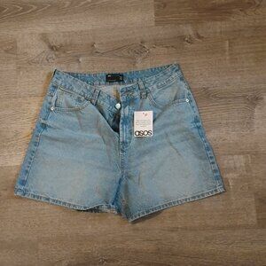ASOS DESIGN Light Wash Denim Shorts